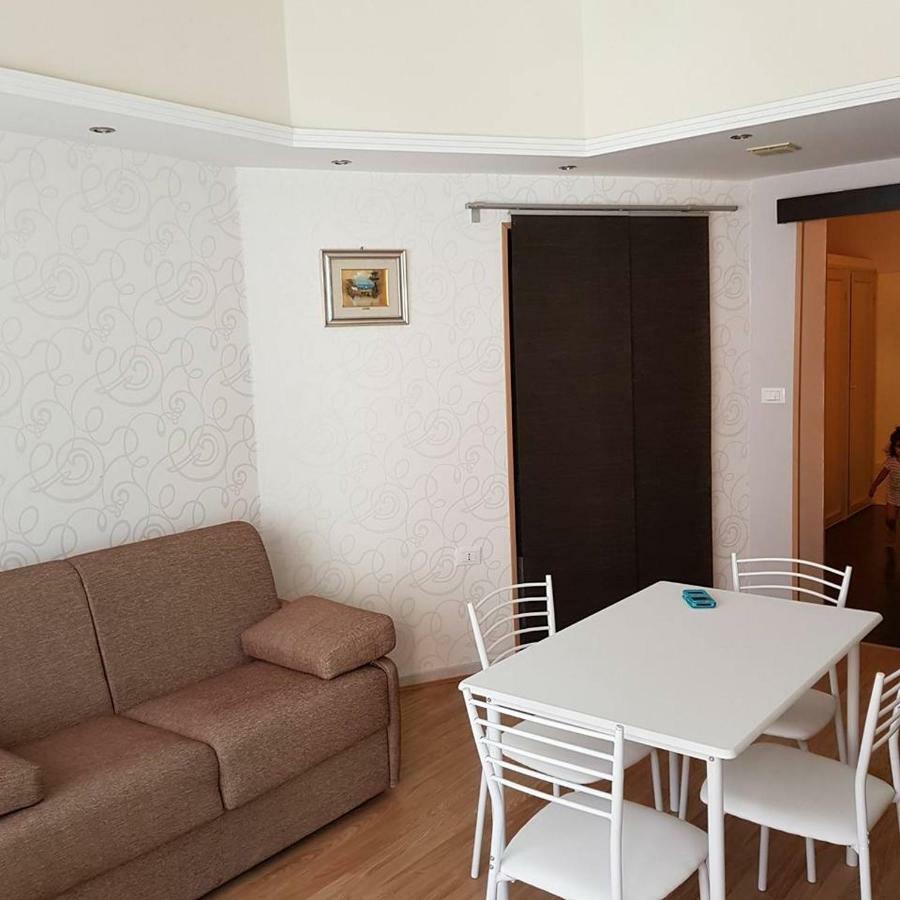 Villa Casa Lorenzo à Pozzallo Extérieur photo